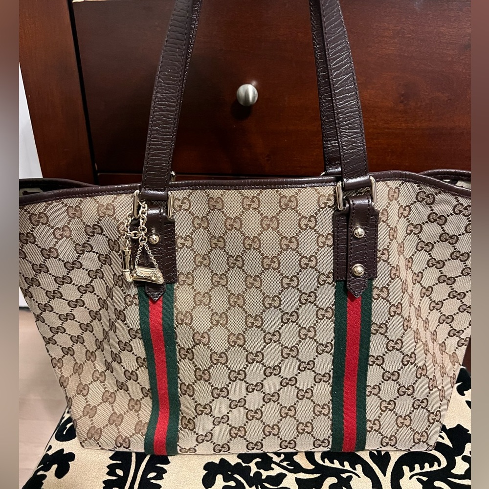 Gucci Supreme Tote Bag
